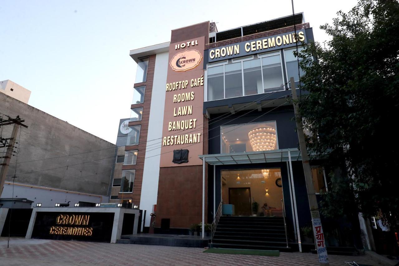 Crown Ceremonies Hotel Фаридабад Екстериор снимка